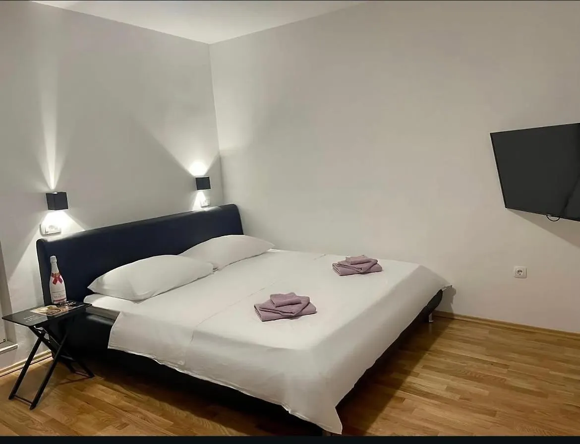 Aaa Luxury Suites Split
