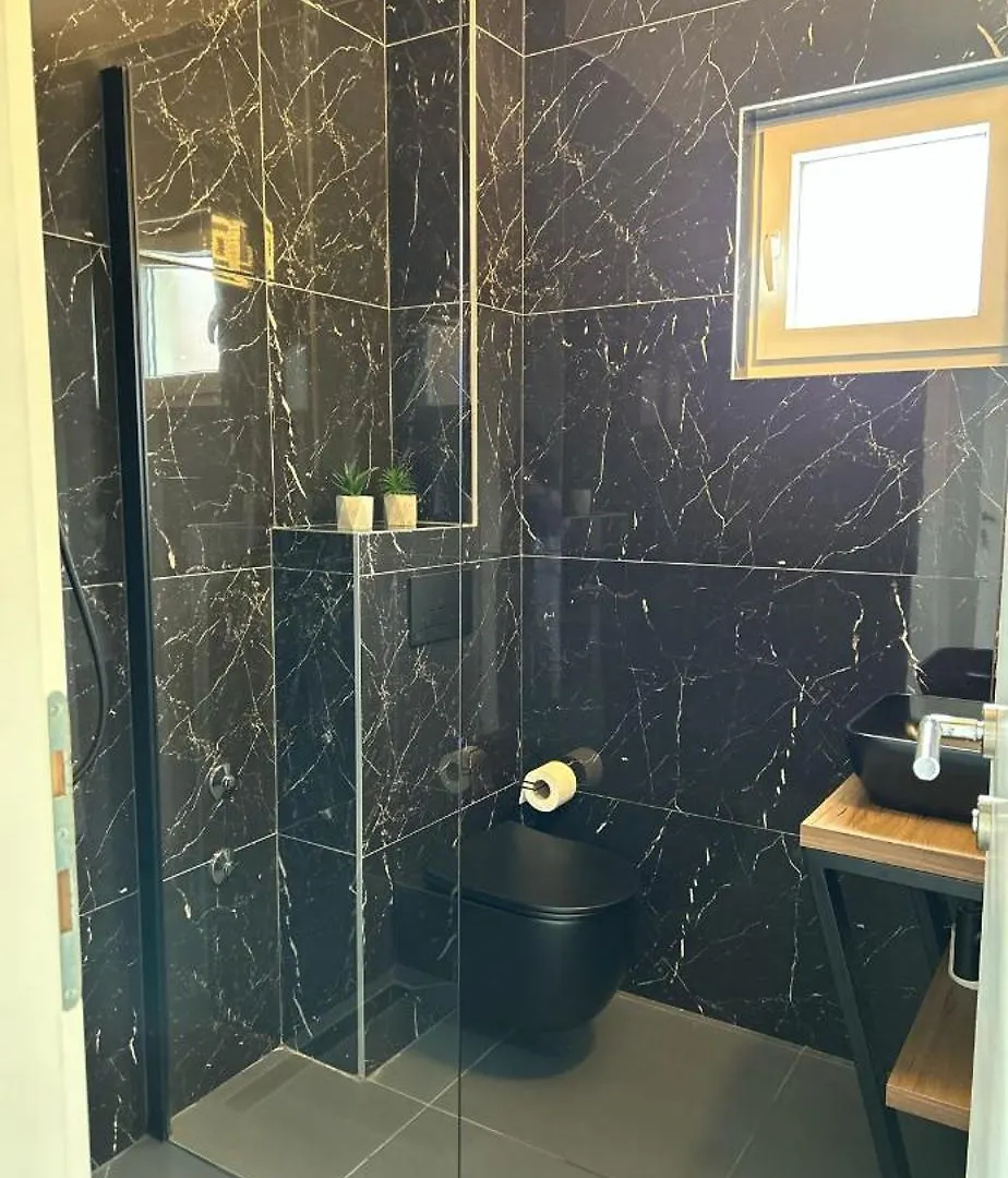Aaa Luxury Suites Split 0*,