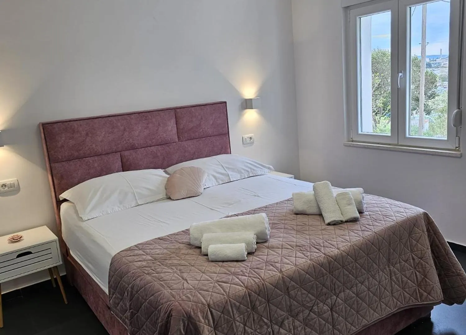 Aaa Luxury Suites Split 0*,  Croatia